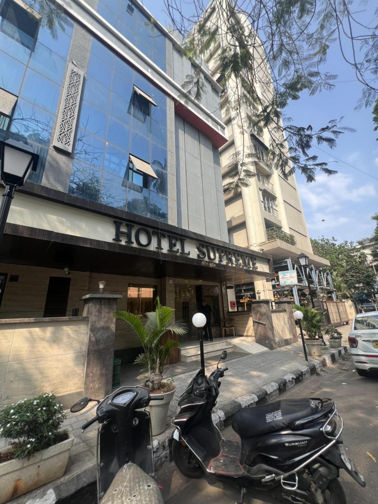 Hotel Supreme - Cuffe Parade Bombay Esterno foto